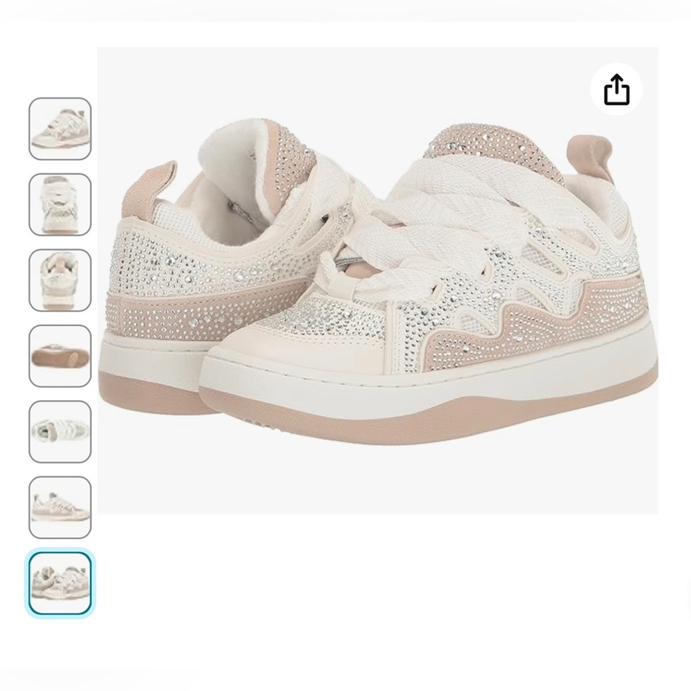 Steve Madden Women's Roaring Sneaker